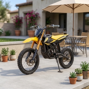 Motocicleta Todoterreno Ligera Sur Ron Hyperbee 2026 con Control Remoto Antirrobo para Jóvenes Conductores 1 Potencia Aumentada - Product Image 3