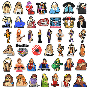 Dijes de PVC suave de moda con diseño de dibujos animados de la cantante estrella <span class=keywords><strong>Taylor</strong></span> <span class=keywords><strong>Swift</strong></span>, para decoración de zapatos, bolsos y zuecos, accesorios para calzado, venta al por mayor - Product Image 1