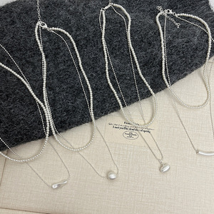 Collier en argent brossé en forme de cœur, un accessoire de chaîne de clavicule à <span class=keywords><strong>double</strong></span> couche de luxe haut de gamme, de niche et léger pour <span class=keywords><strong>femme</strong></span> - Product Image 5