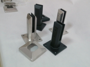 Rubinetto in vetro montato sul ponte quadrato di classificazione pesante 6.3 in acciaio inossidabile da 2205'' - Product Image 3