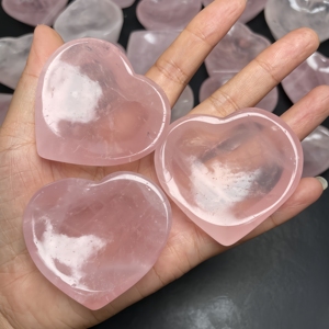 Vendita calda all'ingrosso naturale <span class=keywords><strong>minerale</strong></span> <span class=keywords><strong>quarzo</strong></span> <span class=keywords><strong>rosa</strong></span> a forma di cuore ciotole di cristallo artigianato per la decorazione domestica - Product Image 5