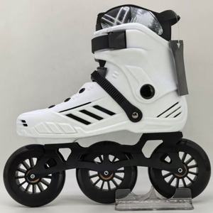 Nuevo Modelo en Oferta, <span class=keywords><strong>Patines</strong></span> de Ruedas Cuádruples, <span class=keywords><strong>Comprar</strong></span> Zapatos de Patinaje, Alquilar <span class=keywords><strong>Patines</strong></span> para Mujeres Adultas y Niñas - Product Image 3