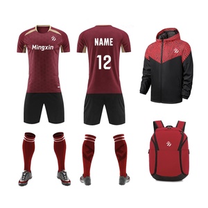 Vente Chaude Kit de Football Sublimé Respirant Hommes Femmes Rouge Noir Été Hiver Maillot d'Équipe de Football N°1 Uniforme Universitaire - Product Image 1
