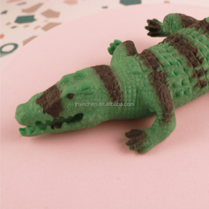 Venta al por mayor descompresión Squeeze Wildworld Animal Stretch Toys figura suave <span class=keywords><strong>cocodrilo</strong></span> lleno de arena para niños - Product Image 4