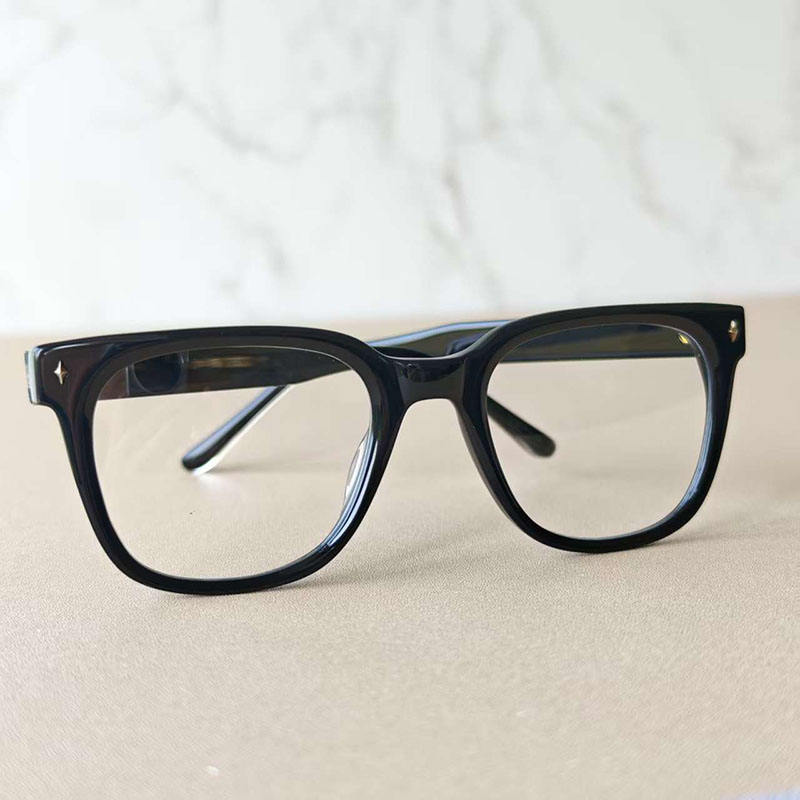 สีดำ/คริสตัลสีดำ