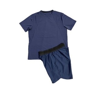 Zomer trainingspakken voor heren, snel drogend, ademend, geschikt voor atletiek, hardlopen, training en voetbal, set met T-shirt en shorts - Product Image 2