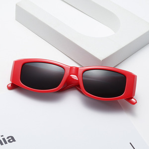 แว่นกันแดดทรงเหลี่ยมเล็กสไตล์วินเทจขายส่งสำหรับผู้ชายและผู้หญิง ปี 2023 - Product Image 3