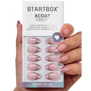 Uñas Postizas de Gel Suave de Lujo, Cortas, Almendradas, de Invierno, con Diseño 3D de Línea Dorada, Efecto Ojo de Gato Rosa, Punta Francesa, a Presión, Venta al por Mayor a Granel - Product Image 1