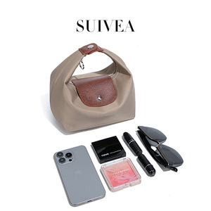 Bolso Hobo Beige de Nailon Impermeable con Cierre Magnético, Estilo Minimalista, para Todas las Temporadas, Bolso de Mano para Mujer - Product Image 5