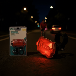 Luz Trasera para Bicicleta SD6305 con Sensor de Movimiento 3D Ecológica con Pilas AAA para Ciclismo - Product Image 3