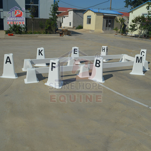 Arène de dressage mobile pour chevaux en HDPE <span class=keywords><strong>blanc</strong></span> résistant aux UV pour l'équitation de dressage - Product Image 6