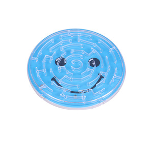 Mini Plastic Smile Face Maze Balance Labyrinth Fun Promotional Toys for Kids