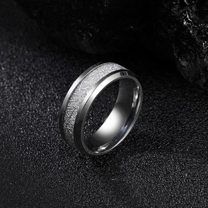 Bague pour homme en acier titane avec motif fil de glace, style Tmall, bijoux de mode pour diffusion en direct, vente en gros directe usine - Product Image 3