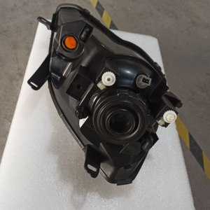 Pezzi di ricambio per carrozzeria faro <span class=keywords><strong>anteriore</strong></span> lampada frontale per <span class=keywords><strong>FORD</strong></span> <span class=keywords><strong>FIESTA</strong></span> 2004 2005 2006 2007 - Product Image 6