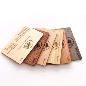 Carte en bois nfc écologique vierge imprimable 13.56mhz nfc carte-cadeau en bambou sans contact pour utilisation avec carte de visite