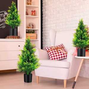Árbol de Navidad Artificial de Pino Verde Ciprés, Decoración de Interior, Realista, Resistente al Polvo, Disponible en 3 Tamaños - Product Image 1