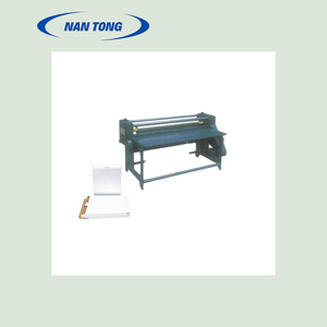 Máquina de montaje de papel Nan Tong 1200 semiautomática para equipos de encolado de papel - Product Image 2