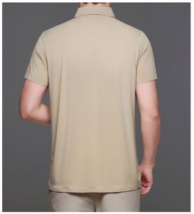 เสื้อโปโลคอวีผู้ชาย Maxfree เสื้อกอล์ฟ คุณภาพสูง ยืดหยุ่นได้ดี ปกเสื้อแบบไร้รอยต่อ เสื้อยืดคอปกทรงเข้ารูป - Product Image 4