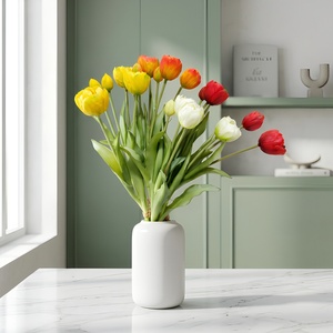 Tulipani Artificiali Real Touch per Decorazioni Matrimoniali, Fiori di Lusso in Lattice per Eventi e Allestimenti Domestici, Bouquet di Tulipani Finti - Product Image 1