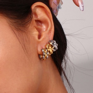 เครื่องประดับสั่งทำ ชุบทอง 18K ทองและเงินสองสี ต่างหูห่วงสไตล์ฮิปฮอป งานหนัก ทนทาน ผลิตจากสแตนเลส ขายส่ง - Product Image 5