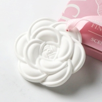 Diffuseur de parfum en céramique suspendu pour voiture et armoire, en plâtre aromatique, fait main, en porcelaine, avec fleurs et huiles essentielles, vente en gros