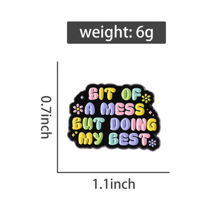 <span class=keywords><strong>Un</strong></span> po 'di disordine, ma provando la mia migliore spilla con smalto divertente citazione spilla con risvolto colorato regalo di gioielli per gli amici fan - Product Image 6