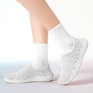 Chaussures de sport décontractées pour hommes, respirantes, antidérapantes, en maille tricotée, souples, à enfiler, prix d'usine. - Product Image 2