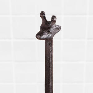 Porte-<span class=keywords><strong>rouleau</strong></span> <span class=keywords><strong>de</strong></span> <span class=keywords><strong>papier</strong></span> <span class=keywords><strong>en</strong></span> fonte <span class=keywords><strong>en</strong></span> forme <span class=keywords><strong>de</strong></span> girafe, support <span class=keywords><strong>de</strong></span> <span class=keywords><strong>papier</strong></span> absorbant pour chambre, salle <span class=keywords><strong>de</strong></span> bain, cuisine, bureau, décoration, cadeaux - Product Image 3