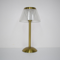 Classique élégant Bar salle à manger restaurant de luxe Rechargeable tactile cadeau mariage décor cristal mariage LED événement lampe de table sans fil