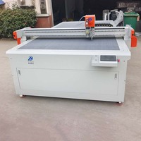 Machine de découpe CNC à couteau oscillant robuste 1600x2500mm à double entraînement haute précision ±0.2mm pour matériaux flexibles
