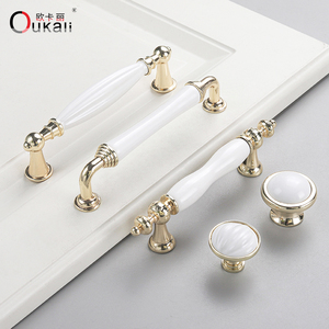 Poignées et boutons de porte en alliage de zinc en céramique blanche moderne de luxe de 128mm or K de haute qualité pour armoires de cuisine tiroirs de <span class=keywords><strong>commode</strong></span> - Product Image 5