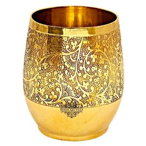 IndianArtVilla Vidrio de diseño de flores en relieve de latón puro-300 ML para almacenamiento y bebida - Product Image 1