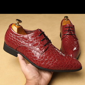 Últimos diseñadores Nuevos zapatos de cuero de color rojo brillante azul con cordones de gran tamaño Zapatos de vestir de negocios para hombres - Product Image 3