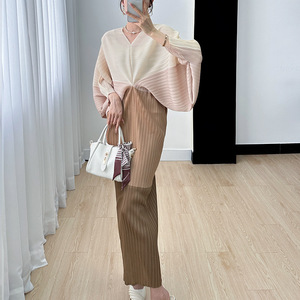 Vente de robes mi-longues pour femmes, tendance, haut de gamme, été, écologiques, naturelles, plissées, à blocs de couleur, à manches chauve-souris, fournisseur réputé - Product Image 4