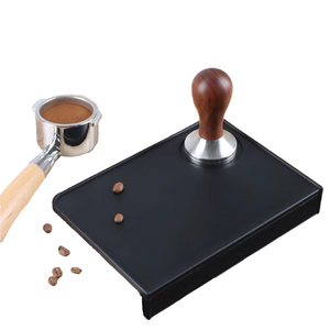 Tapis <span class=keywords><strong>de</strong></span> <span class=keywords><strong>café</strong></span> espresso moderne 51/54/58mm écologique outils barista carrés avec porte-filtres en silicone - Product Image 1