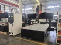 Rongchi RC1530 Router CNC de 4 Ejes para Espuma con Eje Rotatorio Independiente, Máquina de Tallado 3D para Moldes de Espuma Perdida EPS EVA