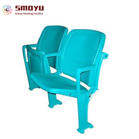Banc de gymnase à bascule par gravité en polyéthylène haute densité (HDPE) avec protection UV, pour stades universitaires, service OEM personnalisé