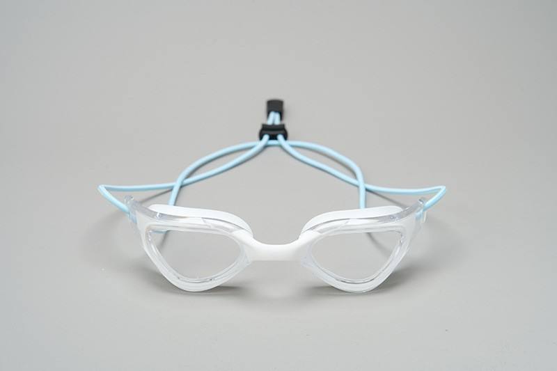 Plat en boîte blanche