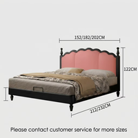 Lit double de luxe moderne avec tête de lit ondulée, cadre rembourré, style français, cadre en bois festonné pour chambre principale