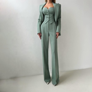 Completo <span class=keywords><strong>Donna</strong></span> <span class=keywords><strong>Verde</strong></span> Menta Business Casual con Scollo a V, Collo a Revers, Doppio Petto Nascosto, 3 Pezzi (Blazer e Pantalone) per Ufficio - Product Image 2