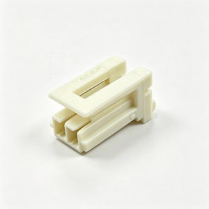 7023YF-1.5-21 Boîtier de connecteur automobile étanche femelle à 2 broches avec faisceau de câbles et bornes - Product Image 1
