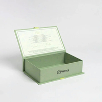 Boîte cadeau rigide magnétique de style livre blanc avec impression de texte de remerciement sur le couvercle intérieur pour bijoux