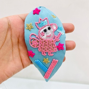 Diadema con Cuentas Única y Elegante Hecha a Mano para Mujeres y Niñas, Accesorios para el Cabello de Moda, Colorida, Ligera y Cómoda, de la India - Product Image 3