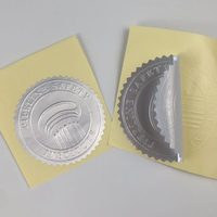 Autocollant de logo en métal personnalisé métallisé or étiquette adhésive de parfum en relief en feuille d'or pour bouteille de vin