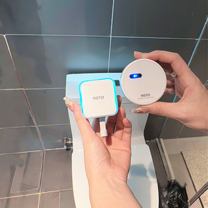 Automatischer Toilettenspüler Kabelloser Infrarot-Sensor Berührungsloses Spülset ABS-Material Umweltfreundlich Wassersparend Modernes Design <span class=keywords><strong>RSTO</strong></span> - Product Image 4