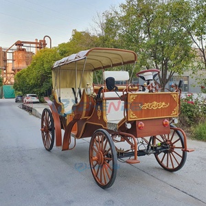 Chariot électrique vintage marron chaud, idéal pour les visites touristiques, avec un plafond beige, adapté aux centres de villégiature et aux parcs. - Product Image 4