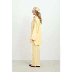 LOREEN Women's Button Detail Oversize Shirt and <b>Trousers</b> Set - Comfortable Casual Two-Piece Outfit in Yellow for Daily Wear - Product Image 2