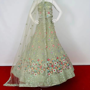 Estilo indio paquistaní Multi-Resham secuencia de trabajo Red Flor bordada Lehenga Choli con Dupatta Adultos Vestido de Sari de boda - Product Image 1