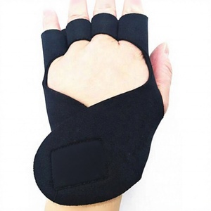 Gants de sport et fitness personnalisés en néoprène à demi-doigts, antidérapants, respirants, légers, à enfiler, imprimés en sérigraphie pour - Product Image 2