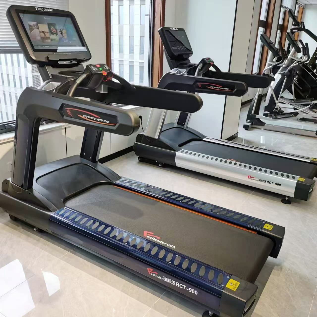 Treadmill With Incline 300 lb Capacity Commercial Treadmill for - Main Image